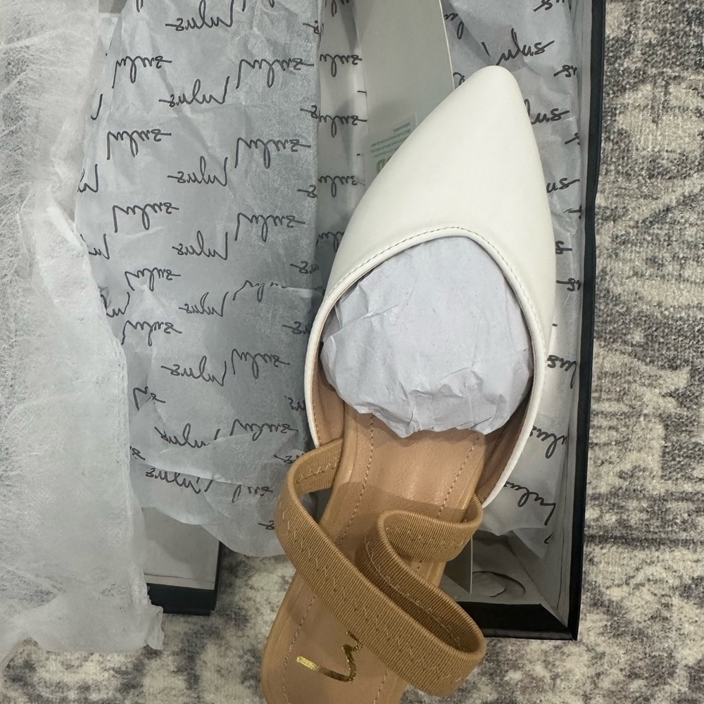 Lulus Shoes - Picture 2 of 2